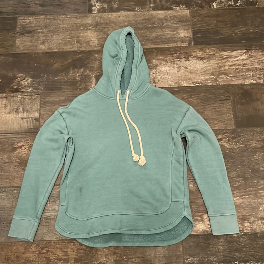 Long Sleeve with hood